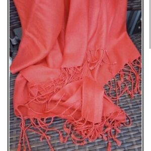 Bijoux Terner Coral Pashmina